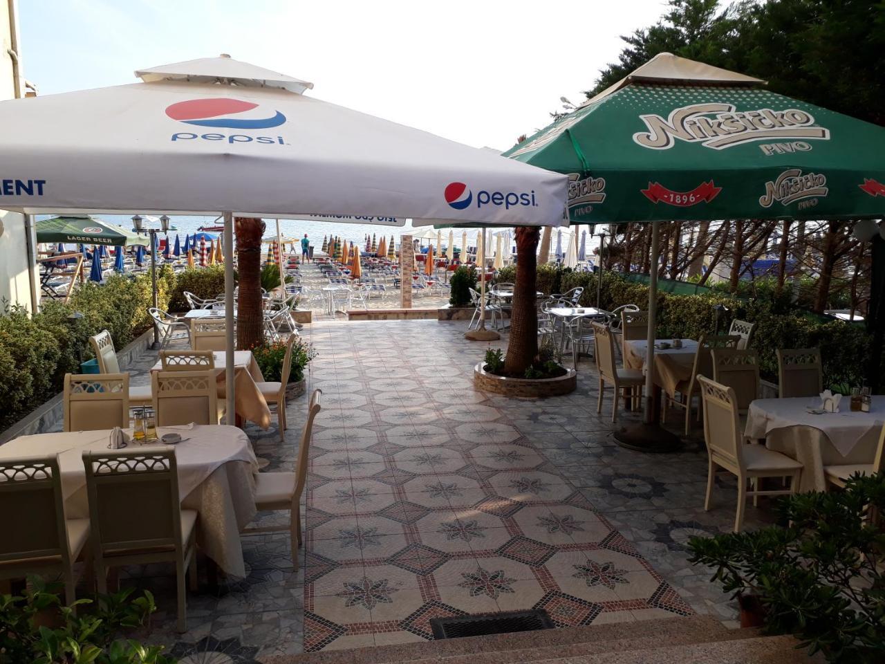 Hotel 3 Vellezerit Драч Екстериор снимка